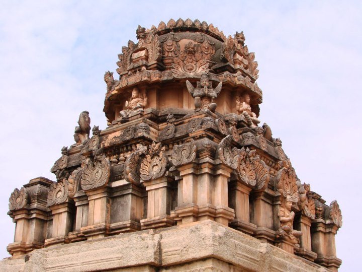 Hampi-temple---gopura-of-shrine-inside-Krishna-Temple-complex
