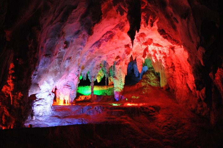 Chifley Cave - Jenolan Caves (source Wikipedia)