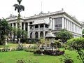Gardens surrounding the Marble Palace Kolkata (source flickr.com)