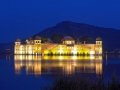 The-Palace-Jal-Mahal-at-night,-Jaipur