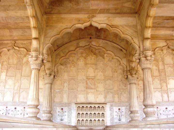 Detailed view of Diwan-i-Khas of Red Fort Delhi