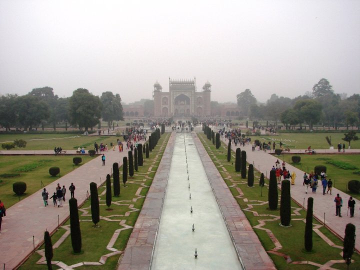 Gardens inside the Taj Mahal complex